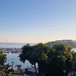 La Playa דירה