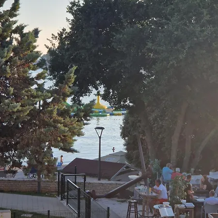 La Playa Pula