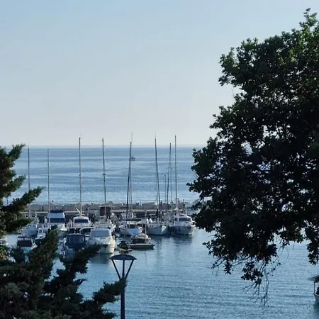 Apartment La Playa Pula