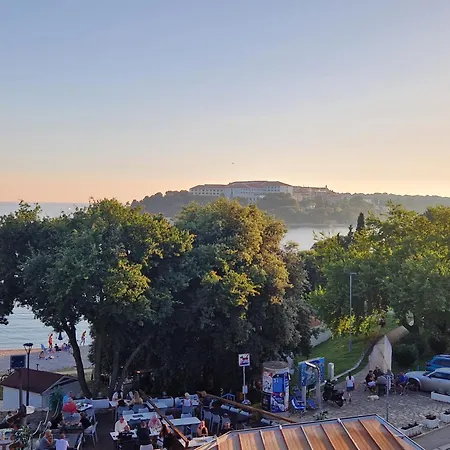 La Playa Apartment *